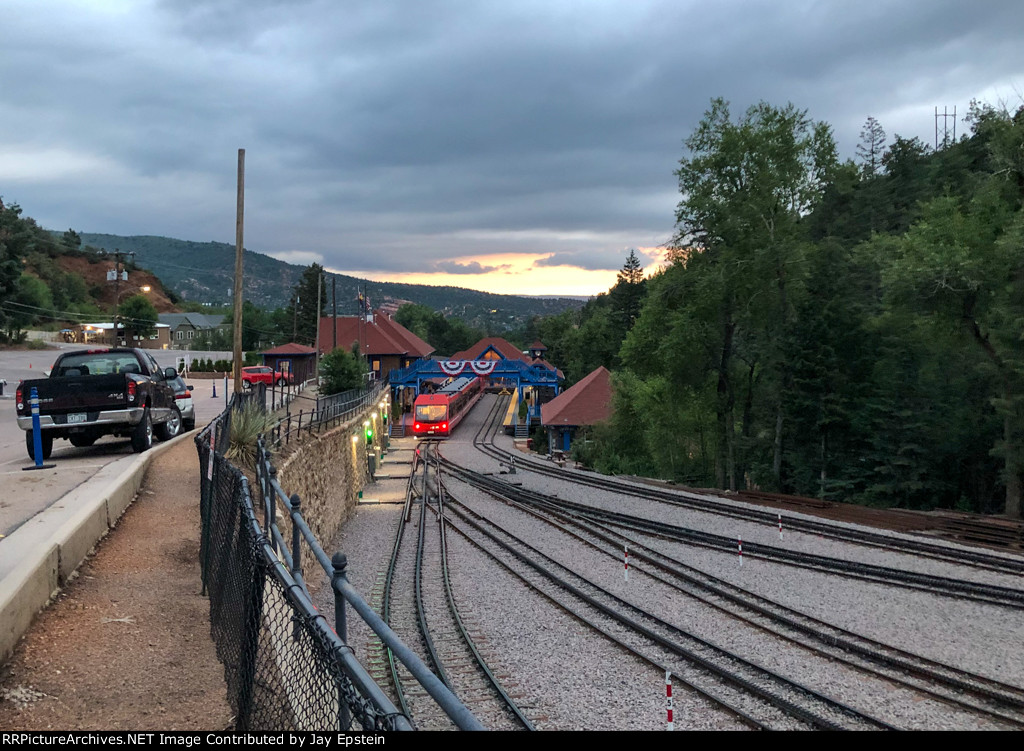 Sun sets over the Manitou and Pikes Peak Station